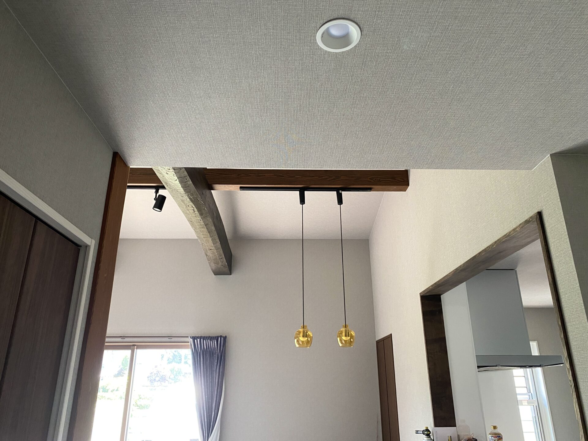 キッチン&ダイニング入口